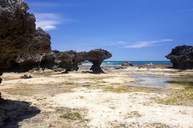 Neredeyse ay manzara, Amoronia turuncu defne, Hint Okyanusu, Madagaskar kuzeyinde