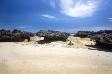 Neredeyse ay manzara, Amoronia turuncu defne, Hint Okyanusu, Madagaskar kuzeyinde