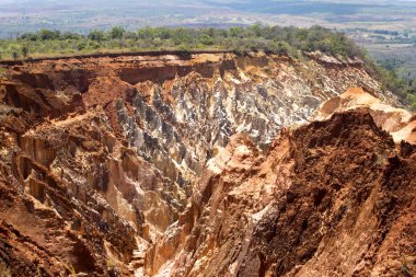 Kanyon erozyon gozlerime, rezerv Tsingy Ankarana, Madagaskar güzel görünümü