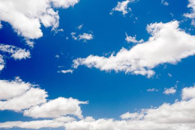 Madagaskar gökyüzünde bulut