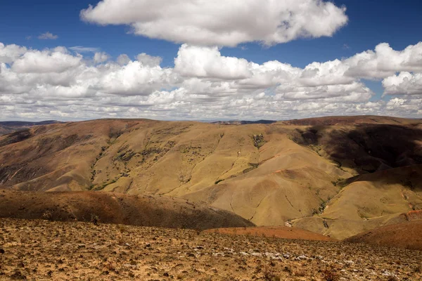 Vlnité Odlesněná Krajina Severozápadního Madagaskar — Stock fotografie