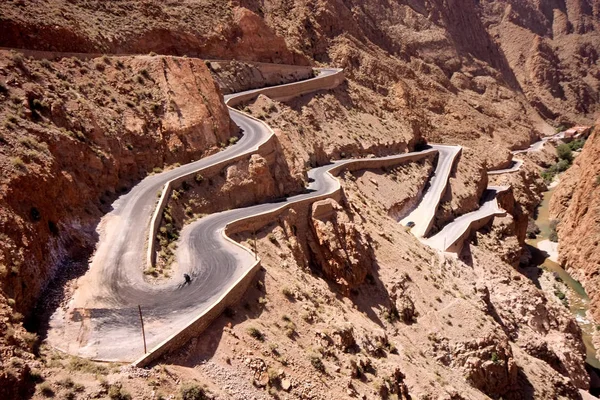 Popüler kıvrımı Dades, Fas vadisinde