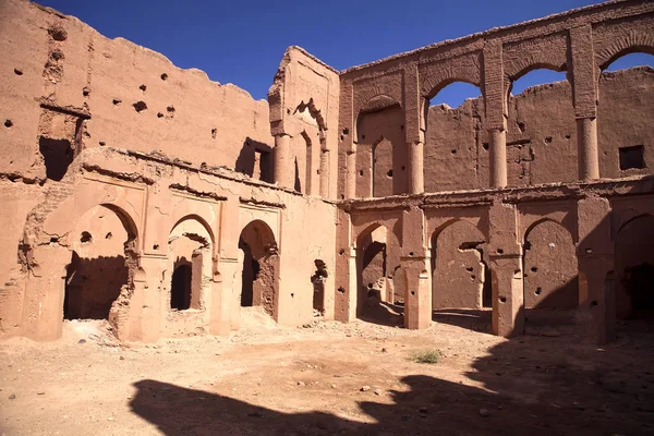 Cineastas Muito Populares Reconstruindo Kasbah Ait Benhaddou Marrocos — Fotografia de Stock