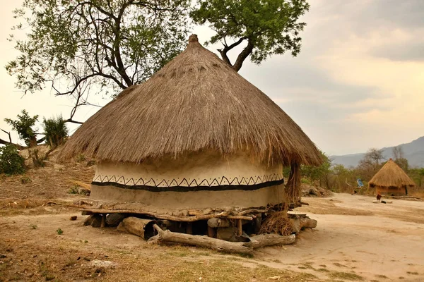 Hut Van Arme Inboorlingen Mozambique — Stockfoto