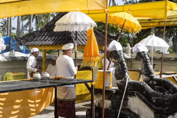 Nusa Penida Endonezya Ağustos 2016 Hindu Töreni Ağustos 2016 Yılında — Stok fotoğraf