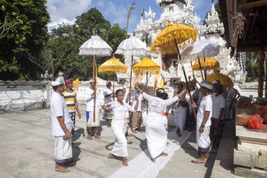 Hindu törenle, - Nusa Penida, Endonezya