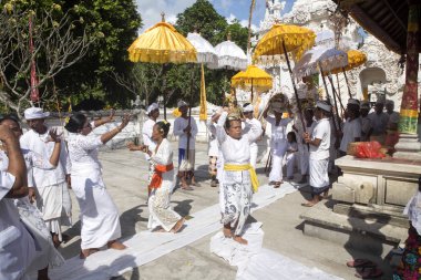 Hindu törenle, - Nusa Penida, Endonezya