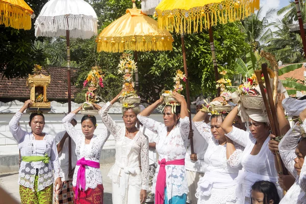 Cérémonie Hindoue Nusa Penida Indonésie — Photo