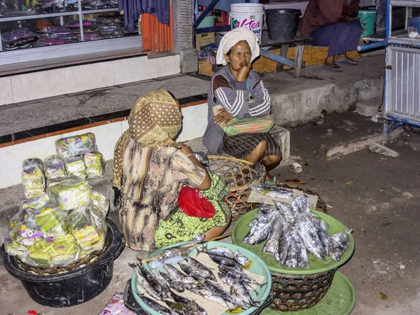 Vendedora Mercado Aldea Toyopakeh Nusa Penida Indonesia — Foto de Stock