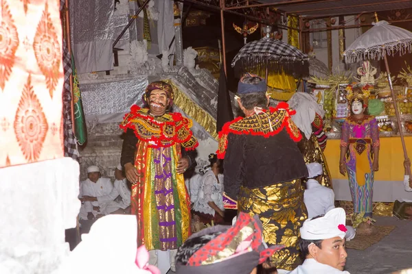 Hinduistické Herci Během Obřadů Toyopakeh Nusa Penida Indonésie — Stock fotografie