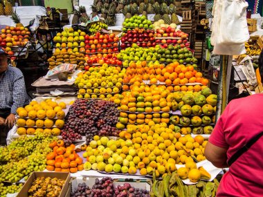 renkli pazar yeri: Arequipa, Peru