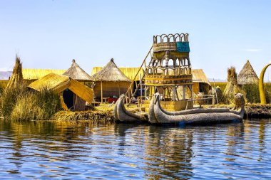 kayan reed, Titicaca Gölü, Peru yüzen ada Reed evler