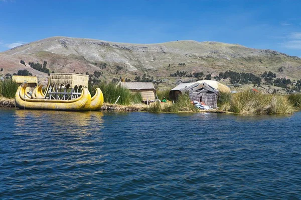 Canneti Tradizionali Lago Titicaca Perù — Foto Stock