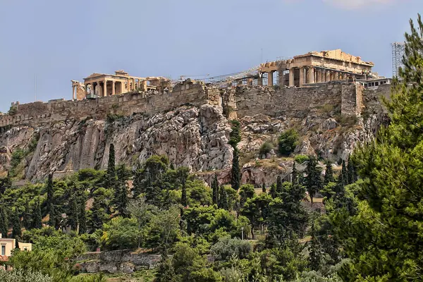 Långa Romerska Tempel Akropolis Aten Grekland — Stockfoto