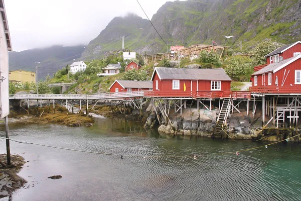 Casas Típicas Madera Roja Costa Noruega — Foto de Stock