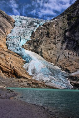 Norveç buzul alanları güzelliği