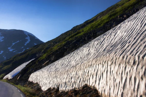 Paesaggio Primaverile Sulle Montagne Norvegesi — Foto Stock