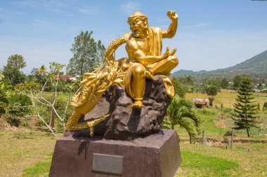 yaldızlı heykel, karmaşık Ban Hin Kiong Tapınak, Kuzey Sulawesi, Endonezya 