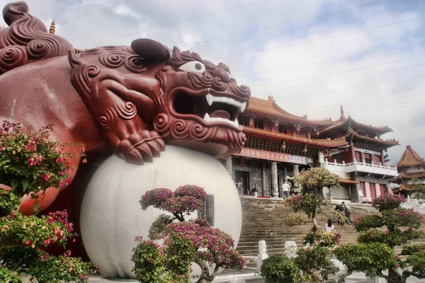 Klasztor Wenwu Sun Moon Lake Tajwan — Zdjęcie stockowe