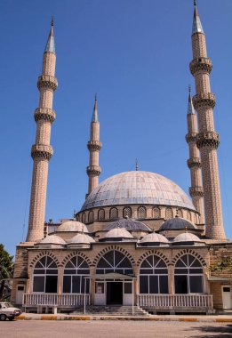 Gazipaşa, Türkiye'de dört minare Camii
