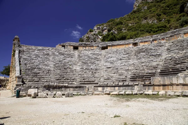 Yan, Türkiye'de antik amfitiyatro kalıntıları