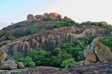 Pitoresk kaya oluşumları Matopos Milli Parkı, Zimbabve