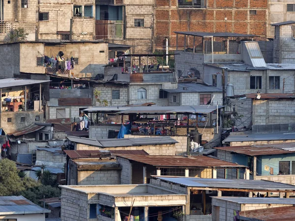 Poor living in Guatemala City — Stock Photo, Image