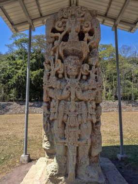 Guatemala sınırına yakın Maya uygarlığının Copan sit alanı. 5 ana klasik Krallık Dönemi için 9 yy başkenti oldu.