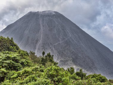 Yanardağ görünümü Izalco, El Salvador