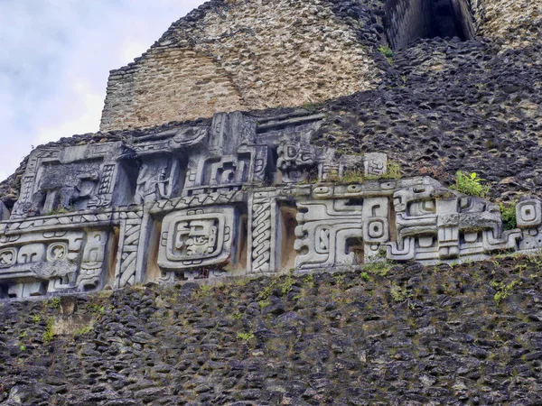 Mayan archaeological monuments of Xunantunich, Belize — Stock Photo, Image