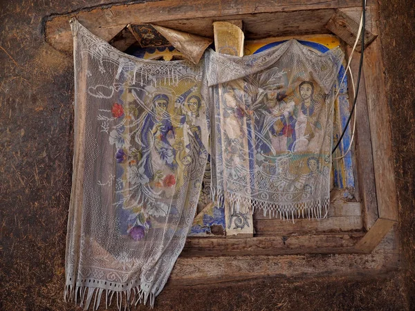 Fresques religieuses sur les murs du monastère Tana Haik Asus United sur le lac Tana en Ethiopie — Photo