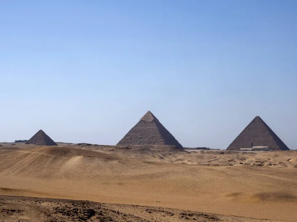 Οι πυραμίδες είναι μνημείο παγκόσμιας κληρονομιάς, Κάιρο Αίγυπτος — Φωτογραφία Αρχείου