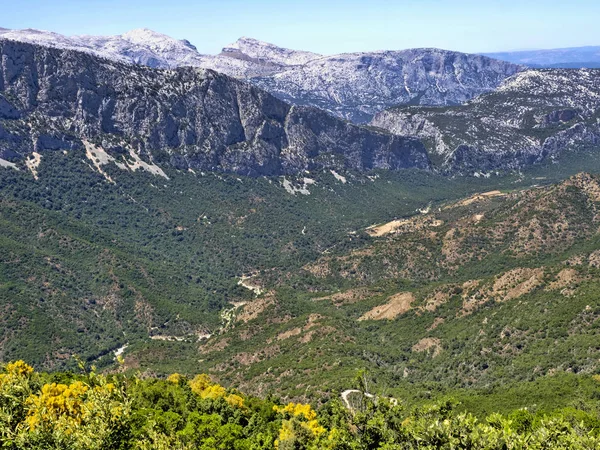 Paesaggio montano sulle Grotte del Bue Marino, Sardegna — Foto Stock