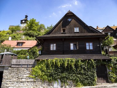 Orjinal yarı keresteli evler Çek Cumhuriyeti 'nin Stramberk kentindeki başlıca turistik merkezlerden biri.