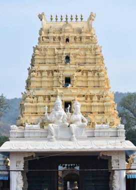 Mahanandi'de bulunan antik bir tapınak, Andhra Pradesh, Hindistan. Antik Çağ zamanında inşa