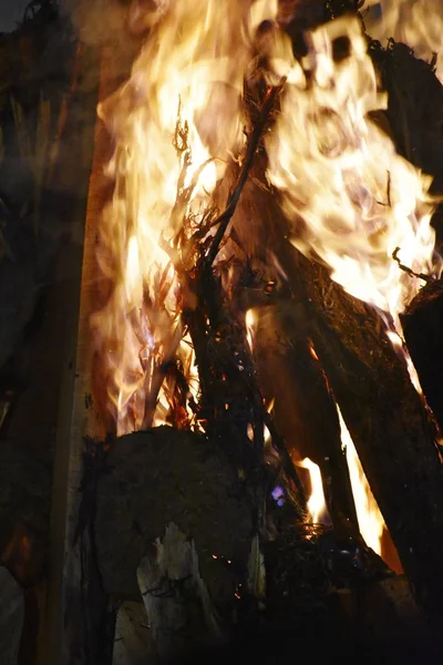 Primer plano del fuego en el momento del festival —  Fotos de Stock