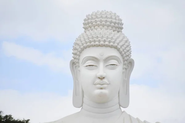 Buddha - ein Verehrer der Gewaltlosigkeit — Stockfoto