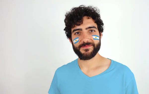 Abanico Deportivo Sonriendo Mirando Cámara Hombre Con Bandera Argentina Maquillaje — Foto de Stock