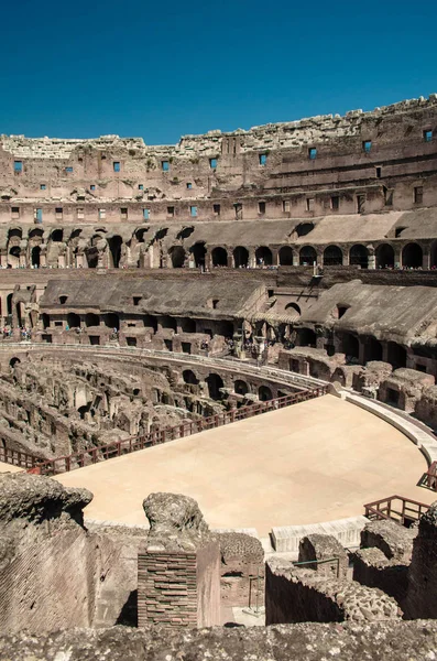 Interior Del Coliseo Día Soleado Roma Italia — Foto de Stock