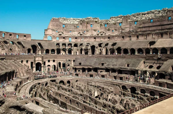 Interior Del Coliseo Día Soleado Roma Italia — Foto de Stock