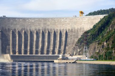 Sayanoshushenskaya hidro elektrik santrali, Sibirya, Rusya Yenisey Irmağı üzerinde Barajı