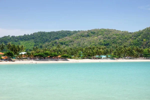 Baía Mar Azul Turquesa Tropical Praia Paradisíaca Palmeiras Resorts Turísticos — Fotografia de Stock