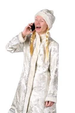 Beyaz bir arka plan üzerinde sürpriz neşeli kar kızlık.