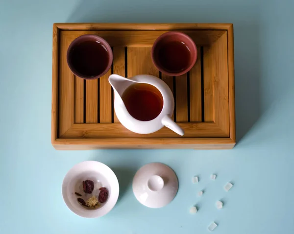 Chinês Doce Copos Mesa Fundo Azul — Fotografia de Stock