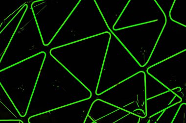 Siyah bir arka plan üzerinde ritmik neon satırları. Soyut resim.