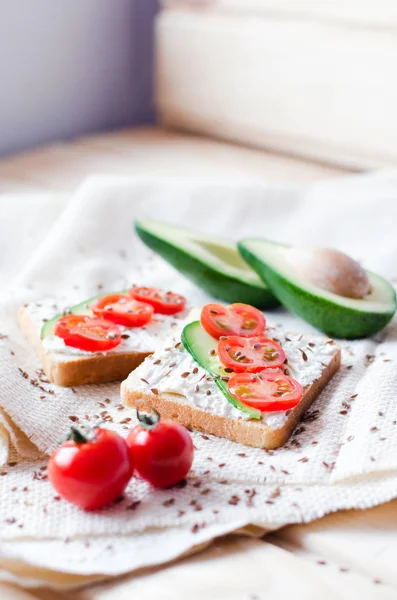 Fletley Healthy Wholesome Food Namely Toasts Sesame Avocado Cherry Tomatoes — Stock Photo, Image