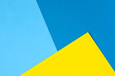 Çeşitli renklerin parlak kağıt arka planı.