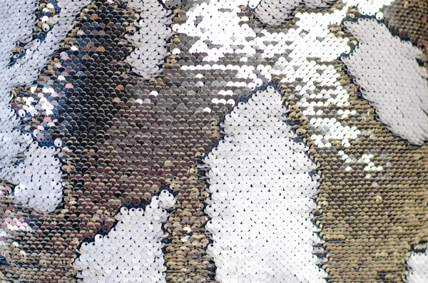 Tessuto texture con scintillanti paillettes d'argento . — Foto Stock