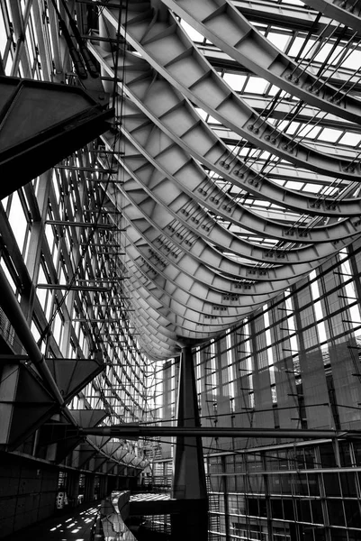 Tekne gibi çatıya ararken