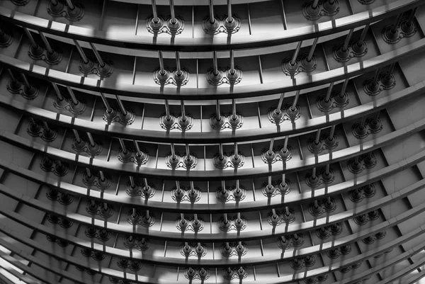 Çatıya Tokyo Uluslararası Forum destek yapısı.